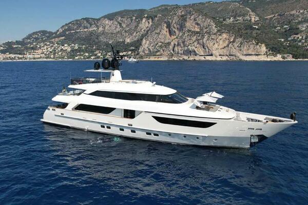 124' Sanlorenzo