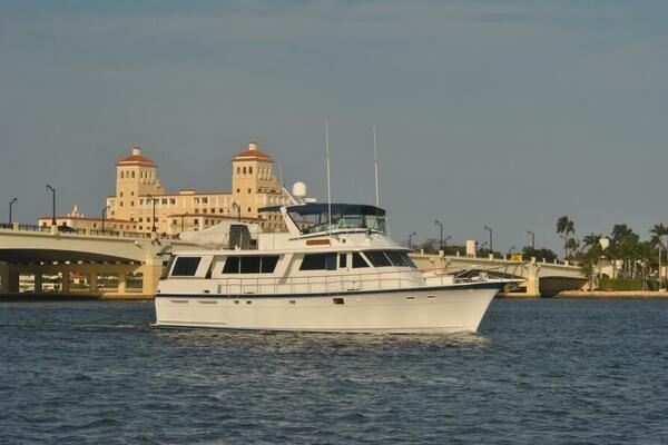 HATTERAS - Flybridge