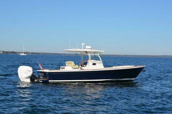 32' Hunt Yachts