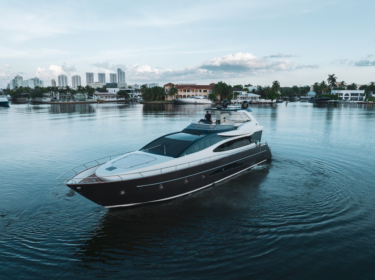 75′ Riva 2012